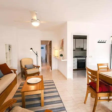 Agradable Y Tranquilo Apto A 500m De La Playa Apartment